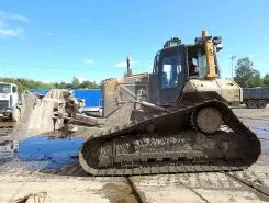Бульдозер Caterpillar D6 2011 года б/у