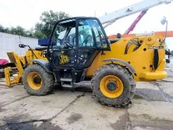 Телескопический погрузчик JCB Loadall 540-170 2011 года б/у