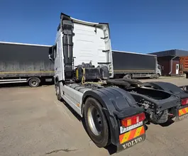 Седельный тягач Седельный тягач Volvo FH 2017 года б/у фото 5