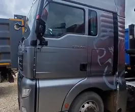 Седельный тягач Седельный тягач SITRAK c7h 2023 года б/у фото 4