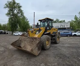 Фронтальный погрузчик SDLG LG933L 2022 года б/у фото 4