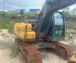Экскаватор JOHN DEERE E140LC 2019 года б/у