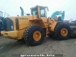 Фронтальный погрузчик Volvo L220 2009 года б/у