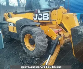 Телескопический погрузчик JCB Loadall 540-170 2012 года б/у