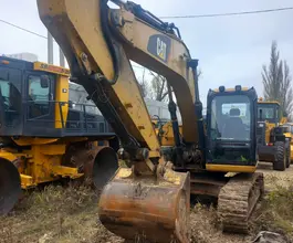 Экскаватор CATERPILLAR 318D2L 2017 года б/у фото 3