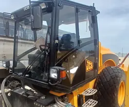 Каток JCB VM200D 2021 года б/у фото 2