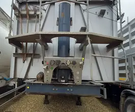 Самосвальный полуприцеп Bodex KIS 3WA1 2022 года б/у фото 4