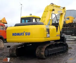 Экскаватор Komatsu PC200-7 2004 года б/у фото 2