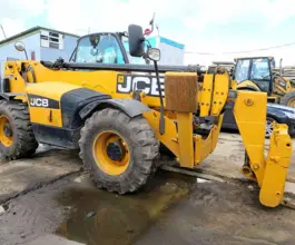 Телескопический погрузчик JCB Loadall 540-170 2011 года б/у фото 2