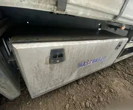 Тентованный полуприцеп Hastrailer Hasliner 2023 года б/у фото 5