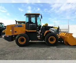 Фронтальный погрузчик XCMG LW330RU 2026 года новый фото 4
