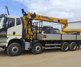Манипулятор-самопогрузчик FAW CA3310 с КМУ XCMG SQS350RU-5 2026 года новый