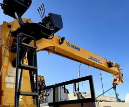 Манипулятор-самопогрузчик FAW CA3310 с КМУ XCMG SQS300RU-5 2026 года новый фото 4