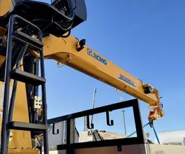 Манипулятор-самопогрузчик FAW CA3310 с КМУ XCMG SQS300RU-5 2026 года новый фото 5