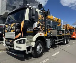 Манипулятор-самопогрузчик FAW J6P с КМУ XCMG SQS350RU-5 2026 года новый