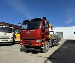Манипулятор-самопогрузчик FAW J6P с КМУ XCMG SQS200-6 2026 года новый