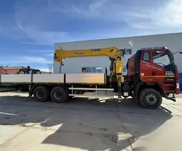 Манипулятор-самопогрузчик FAW J6P с КМУ XCMG SQS200-6 2026 года новый фото 5