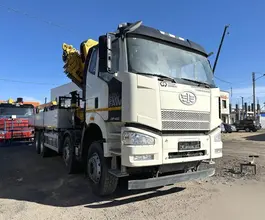 Манипулятор-самопогрузчик FAW CA3310 с КМУ XCMG SQZ460-6 2026 года новый фото 3