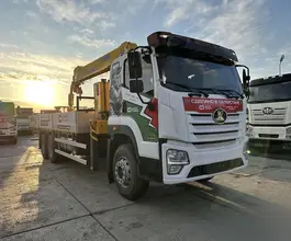 Манипулятор-самопогрузчик FAW 3250 с КМУ XCMG SQS200-6 2026 года новый фото 3
