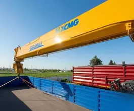 Манипулятор-самопогрузчик Камаз 65117 с КМУ XCMG SQS250RU-5 2026 года новый фото 4