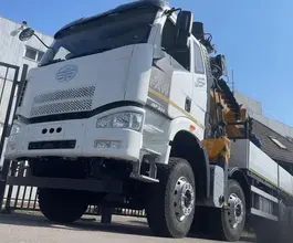 Манипулятор-самопогрузчик FAW CA3310 с КМУ XCMG SQS200-6 2026 года новый фото 3