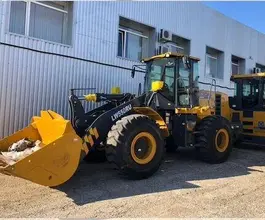Фронтальный погрузчик XCMG LW550RU 2026 года новый фото 4