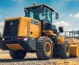 Фронтальный погрузчик XCMG LW330RU 2026 года новый