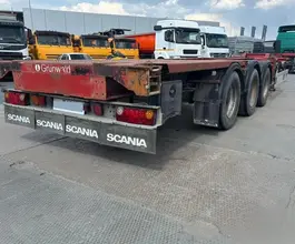 Полуприцеп контейнеровоз Grunwald 9453-0000010-41, 2010 2010 года б/у фото 4