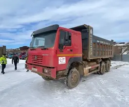 Самосвал  HOWO HW76 2022 года б/у фото 3