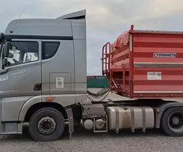 Седельный тягач Седельный тягач FAW JH6 2023 года б/у фото 3