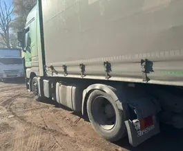 Седельный тягач Седельный тягач Mercedes-Benz Actros 2017 года б/у фото 5
