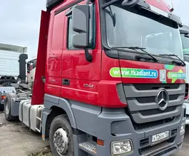 Седельный тягач Седельный тягач Mercedes-Benz Actros 2017 года б/у