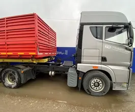 Седельный тягач Седельный тягач FAW JH6 2023 года б/у фото 5