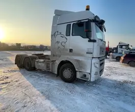 Седельный тягач Седельный тягач SITRAK c7h 2023 года б/у