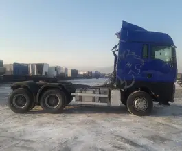 Седельный тягач Седельный тягач SITRAK c7h 2022 года б/у фото 3