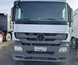 Седельный тягач Седельный тягач Mercedes-Benz Actros 2017 года б/у фото 2