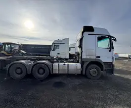Седельный тягач Седельный тягач Mercedes-Benz Actros 2017 года б/у фото 4