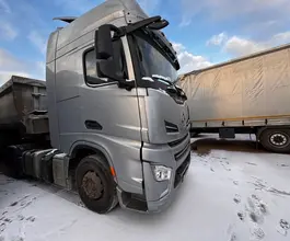 Седельный тягач Седельный тягач Shacman SX4188YY381 2022 года б/у