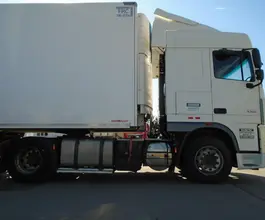 Седельный тягач Седельный тягач DAF XF 2017 года б/у фото 5