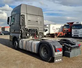 Седельный тягач Седельный тягач MAN TGX 2017 года б/у фото 5