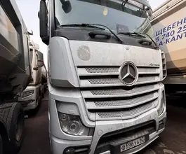 Седельный тягач Седельный тягач Mercedes-Benz Actros 2018 года б/у фото 2