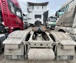 Седельный тягач Седельный тягач FAW J7 2023 года б/у фото 4