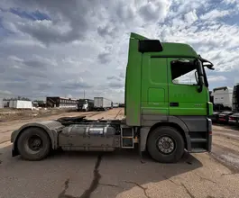 Седельный тягач Седельный тягач Mercedes-Benz Actros 2018 года б/у фото 4