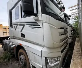 Седельный тягач Седельный тягач FAW J7 2023 года б/у фото 3