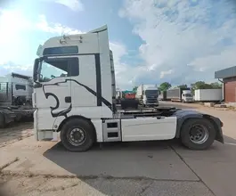 Седельный тягач Седельный тягач MAN TGX 2016 года б/у фото 4