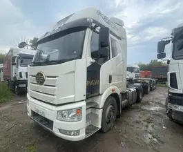 Седельный тягач Седельный тягач FAW J7 2023 года б/у фото 3
