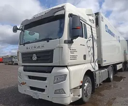 Седельный тягач Седельный тягач SITRAK c7h 2022 года б/у фото 3