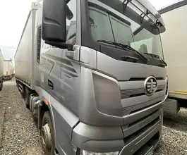 Седельный тягач Седельный тягач FAW J7 2023 года б/у