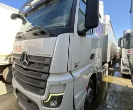Седельный тягач Седельный тягач Mercedes-Benz Actros 2023 года б/у фото 3