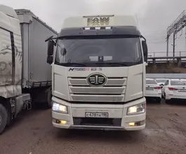 Седельный тягач Седельный тягач FAW JH6 2023 года б/у фото 3